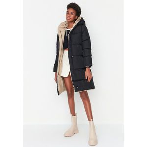 Trendyol Vrouwen Standaard mouw Basis Zwart-Beige Oversized Dubbelzijdige Waterafstotende Lange Puffy Jas met Capuchon TWOAW23MO00052