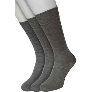 Bonnie Doon Basic Sokken Heren Grijs maat 47/52 - 3 paar - Basis Katoenen Sok - Gladde Naden - Brede Boord - Uitstekend Draagcomfort - Perfecte Pasvorm - 3-pack - Multipack - Effen - Gemeleerd - Medium Grey Heather - OL6324013.112
