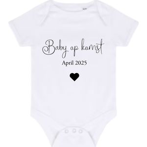 Rompertje “Baby op Komst” – Gepersonaliseerd met Maand & Jaar