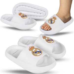 Real Madrid Witte teenslippers van SCHUIMRUBBEREN SLIPPERS voor kinderen, DIKKE ZOOL, LICHTGEWICHT