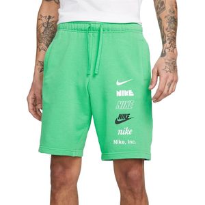 Nike club fleece short in de kleur groen.