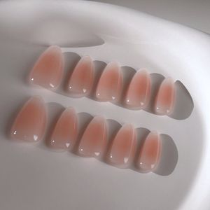 Handgemaakt Press-on Nails - Roze en Nude Ombre Nagels - Office Claire - Maat XS