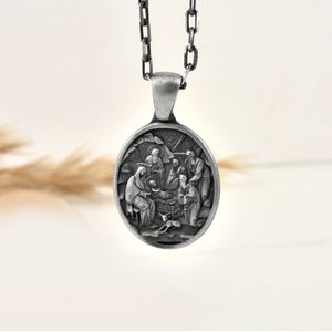 Jesus's Hand in Crown of Thorns ketting voor vrouwen Oxidized 30 inches