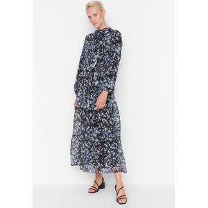 Trendyol Lichtblauwe Chiffon Geweven Jurk Met Bloemenpatroon, Riem En Hoge Kraag, Gevoerd Tctss21El3346