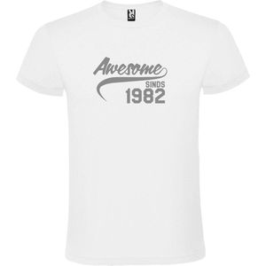 Wit T-shirt ‘Awesome Sinds 1982’ Zilver Maat M