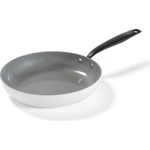 BE Living Koekenpan - Ø 24 cm - PFAS vrije Keramische Koekenpan inductie - Geschikt voor alle warmtebronnen - Wit