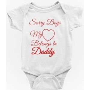 Passie voor Stickers Baby rompertje: Sorry boys my hearts belongs to daddy  110/116