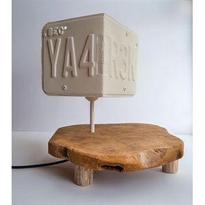 Mancave Store - Tafellamp Wood Cube - Wit