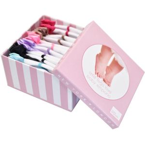 Festives: doos met 6 paar sokjes voor baby meisje 0-12 maanden. Satijnen strikjes -Anti slip zooltjes-Kraamcadeau-Baby shower