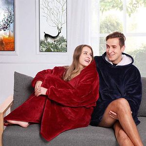 Livvi Wear - Sherpa Fleece Deken met Mouwen (Rood) - Unisex - Extra Warm, Super Zacht & Comfortabel - Dubbelzijdig - Plaid - Kerstcadeau