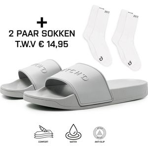 Dutch'D ® Rubberen slipper + 2 Paar Sokken! TWV €14,00 - Grijs - Maat 39/40 - anti slip - Comfortabel - Dubbele maten - unisex - Heren Badslippers - Slippers - Badslippers