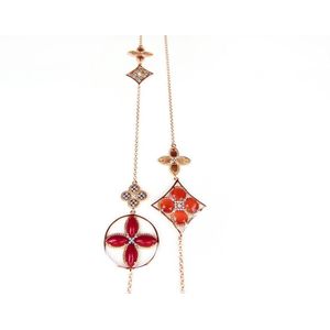 Lange zilveren collier halsketting roos goud verguld Model Inspired Beauty gezet met rode en oranje stenen