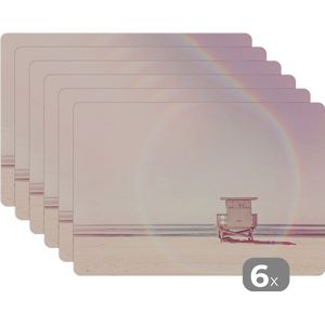 Placemat - Placemats kunststof - 45x30 cm - Strand - Hut - Zon - Zee - Zomer - 6 stuks - Borden onderleggers antislip - Tafel decoratie - Luxe tafelversiering - Tafelmat vinyl - Bord onderlegger - Tafeldecoratie accessoires