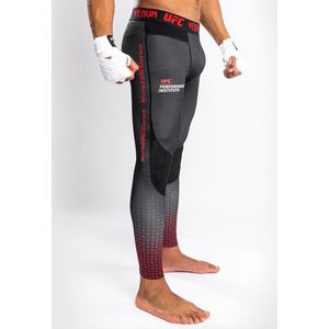 UFC x VENUM Performance Institute Sportlegging Spats Zwart Rood - S - Jeans Maat 30