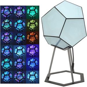 Dodecahedron Gaming Light - Verstelbare Kleur Kunst Licht - Kubus Licht Led Bureau Tafellamp - Unieke Ambient Nachtverlichting Lamp - Slaapkamer Gaming Room Decor .