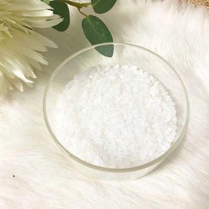 Grof Badzout Wit – 1kg – Natuurlijk en Mineraalrijk – Perfect voor Ontspanning en Doopsuiker Decoratie