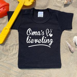 Kinder - t-shirt - Oma's lieveling - maat: 92 - kleur: zwart - 1 stuks - oma - oma cadeau - shirt - baby kleding - kinderkleding - kinderkleding jongens - kinderkleding meisjes