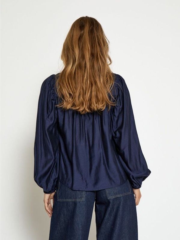 Peppercorn Ida Shirt Dark Navy