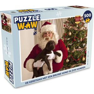 Puzzel De kerstman met een bruine hond in zijn handen - Legpuzzel - Puzzel 500 stukjes - Kerst - Cadeau - Kerstcadeau voor mannen, vrouwen en kinderen