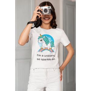 Shirt - I'm a unicorn so sparkle on - Wurban Wear | Grappig shirt | Leuk cadeau | Unisex tshirt | Unicorn | Eenhoorn | Sprookjeswonderland | Regenboog | Dieren | Wit