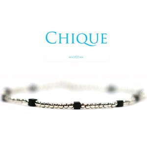Heaven Eleven - Dames - armband - fijn - 925 zilver - 1mm - zwart - vierkant kralen - 17cm