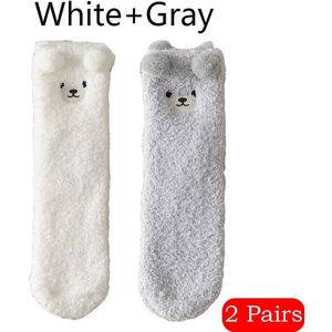 2 Paar Warme Dames Sokken – Dikke Pluche Slaapsokken van Koraalfluweel – Fluffy Huissokken met Schattige Beer Cartoon – Zachte Winter Slofsokken & Antislip Vloersokken