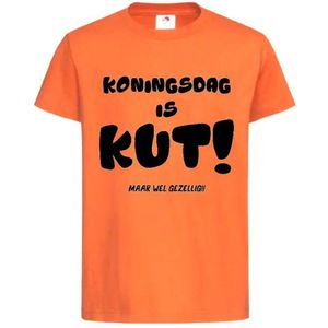 T-shirt Unisex Volwassenen ""Koningsdag is KUT! maar wel gezellig"" Op Voorkant Oranje Koning Koningsdag | korte mouw | Oranje/zwart | maat L