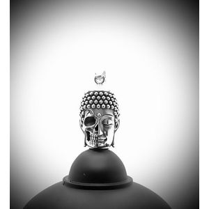 925 Sterling Silver scharnierende Hanger , Zilveren 3D Skull / Buddha Hanger van 13 gram Zilver , Hoogte van de Boeddha / Doodskop met hanger is 33mm .
