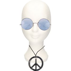 Toppers in concert - Hippie Flower Power verkleed set peace-teken ketting met ronde blauwe XL glazen zonnebril