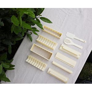 Sushi-kit, 10-delig, rijstvorm, 5 unieke vormen, hart, rond, piramide, vierkant/doe-het-zelf Japanse keuken thuis, eenvoudig en grappig, crèmewit