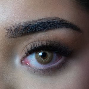 PEA | -1.50 | Realistische Kleurlenzen | Jaarlenzen | Bruin | Kleurlenzen op sterkte en zonder sterkte | Zachte lenzen | Comfortabel voor dagelijks gebruik | Halloween | Cosplay | Party