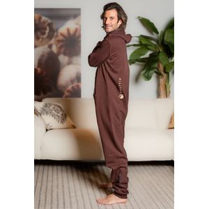 Heren Knuffle Jogging Onesie | Men’s Health: ""Dit is de perfecte onesie. Stijlvol, comfortabel en geweldige kwaliteit!"" | Knuffle is eigentijds Nederlands merk | Handgemaakt in Portugal | Huispak | Loungewear | Dit is de kleur Bruin - maat M