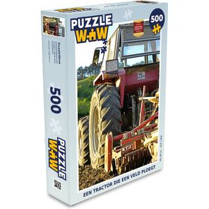 Puzzel Een tractor die een veld ploegt - Legpuzzel - Puzzel 500 stukjes