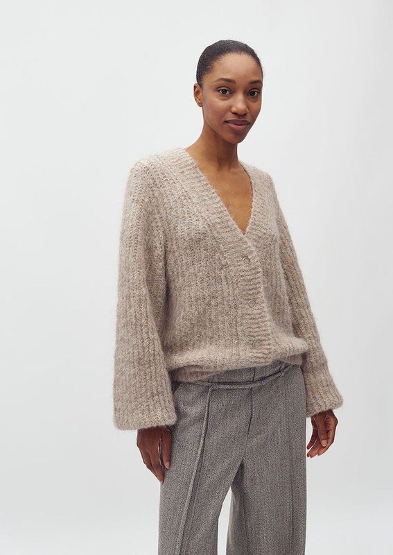 MbyM - Molenda-M - Vest - Beige - V-hals - Knoopsluiting