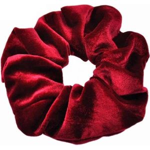 New Age Devi - Velvet scrunchie/haarwokkel - Bordeaux/rood: de perfecte haaraccessoire!