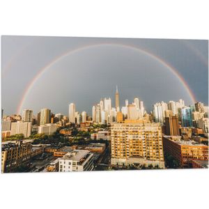 Vlag - Regenboog boven Stad - 90x60 cm Foto op Polyester Vlag