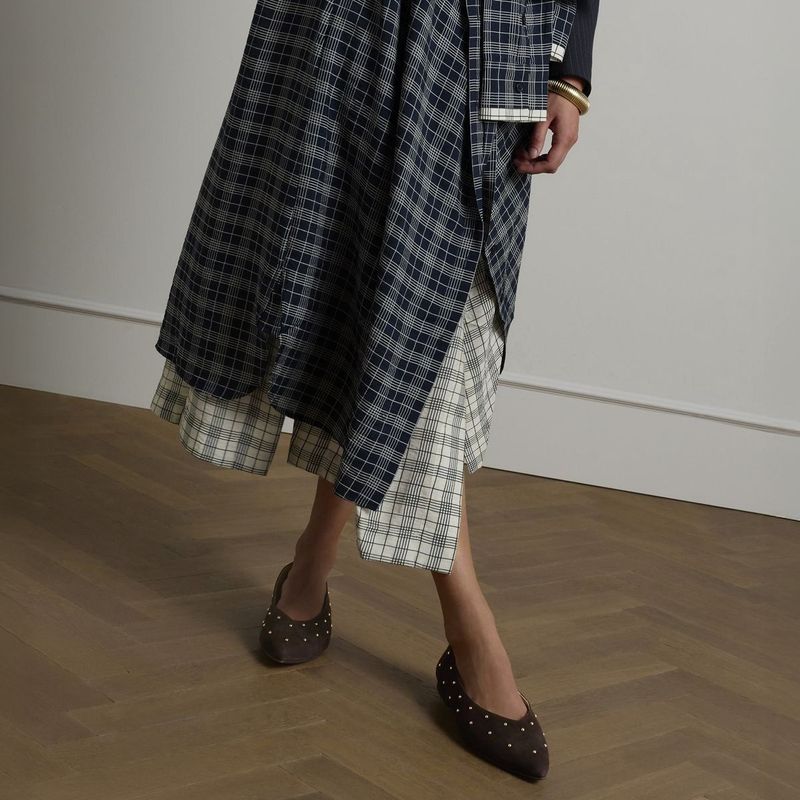 Manfield - Bruine Suède Loafers - Dames - Met Studs