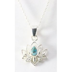 Fijne zilveren lotus hanger met blauwe koperturkoois aan ketting