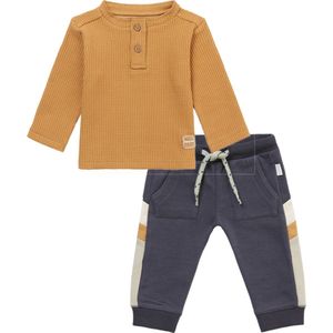 Noppies - kledingset - 2delig - Sweatpants - Joggingbroek Maury - India Ink - Blauw - Shirt Manila Apple Cinnamon - Maat 92