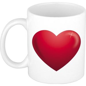 Romantische cadeau mok / beker rood hartje 300 ml - keramiek - Valentijnsdag - koffiemok / theebeker