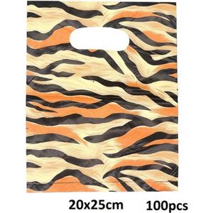 100 stuks Plastic tasjes tijgerprint 20x25cm
