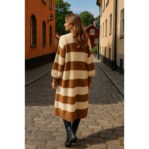 Lundholm vest dames lang gebreid bruin gebroken wit geblokt - Scandinavische trui dames - gebreide vesten dames lang one size | Scandinavisch design - Linköping serie