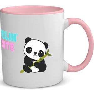 Akyol - feelin cute panda koffiemok - theemok - roze - Panda - panda liefhebbers - verjaardag - dieren liefhebbers - cadeau - kado - geschenk - verjaardagscadeau - 350 ML inhoud