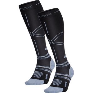 STOX Energy Socks - 2 Pack Hardloopsokken voor Mannen - Premium Compressiesokken - Kleur: Zwart/Grijs - Maat: XLarge - 2 Paar - Voordeel