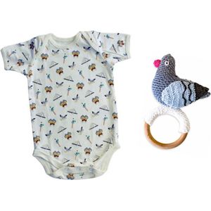 Combideal Rotterdam met romper all-over print en crochet toy duif