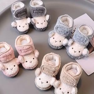 Leuke Cartoon Baby Schattige Schapen Slofjes - Comfortabl - Baby Meisjes - Maat 20.5 / 21 -Zachte Warme Plus Fleece - Roze - Voor Indoor Wandelen-Herfst