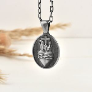 Sacred Heart and Cross hanger ketting voor vrouw Oxidized 18 inches