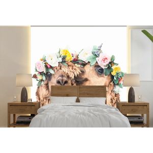 Alpaca - Bloemen - Dieren - Natuur - Behangpapier