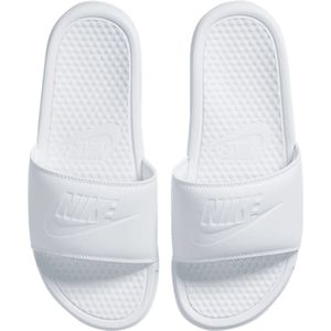 Nike Benassi Jdi - slippers - Unisex - Maat 40 - Wit/Zilver