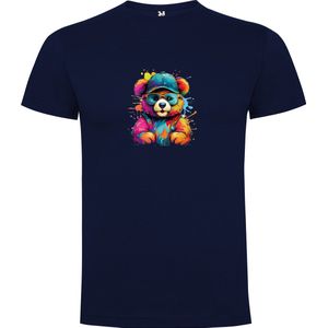Donker Blauw T-Shirt met “ Kleurrijke Teddybeer met Pet en Zonnebril “ Print Full Color Maat S